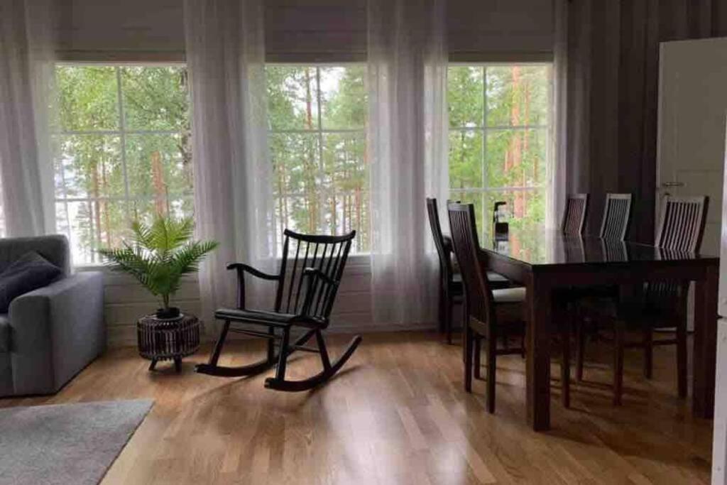 Elegant Villa On The Shore Of Lake Saimaa ラッペーンランタ エクステリア 写真